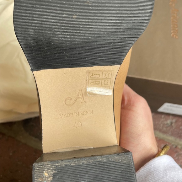 About Arianne Ava heeled shoes in oat - Picture 8 of 13